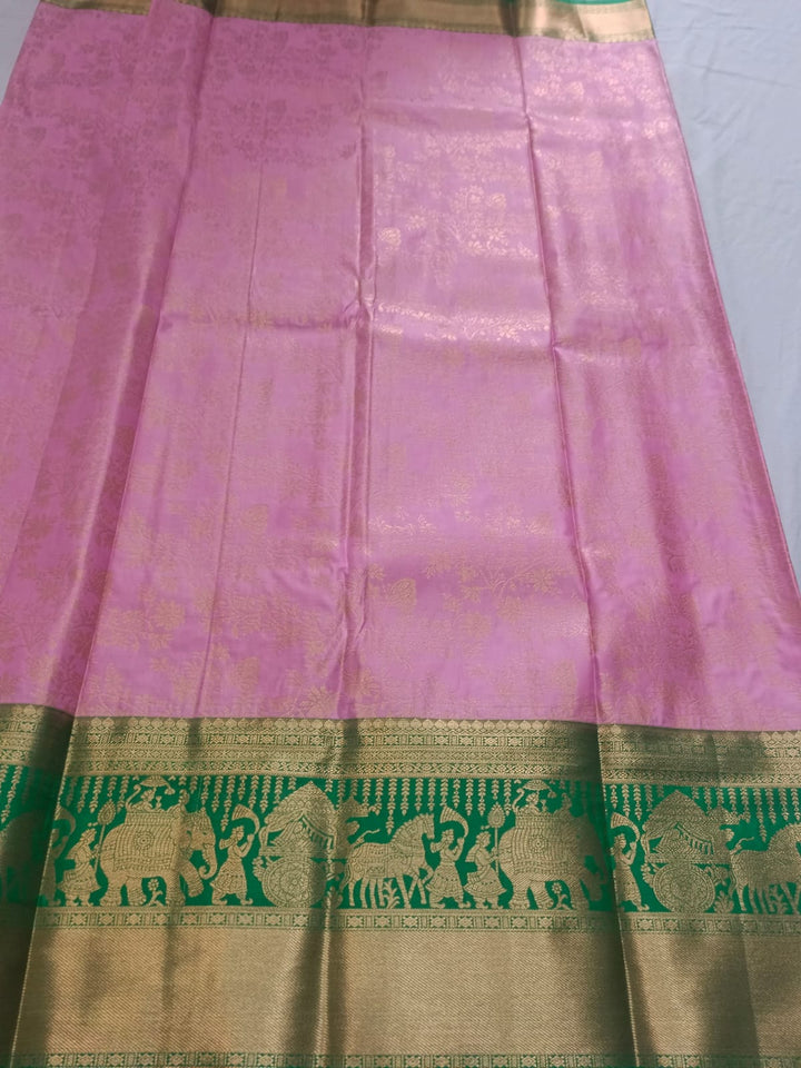 Tathastu Pink &amp; Green Traditional Zari Saree