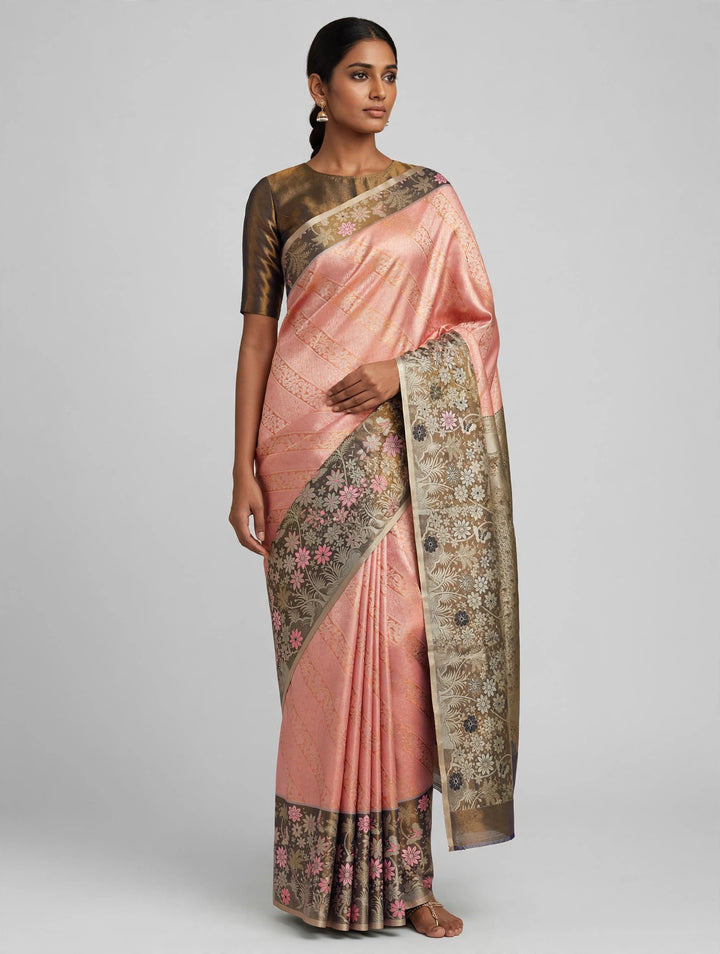 Tathastu Peach Pink &amp; Black Floral Printed Saree