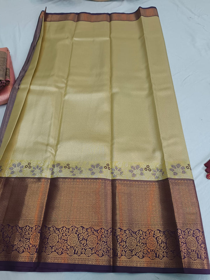 Tathastu Cream &amp; Brown Traditional Zari Saree