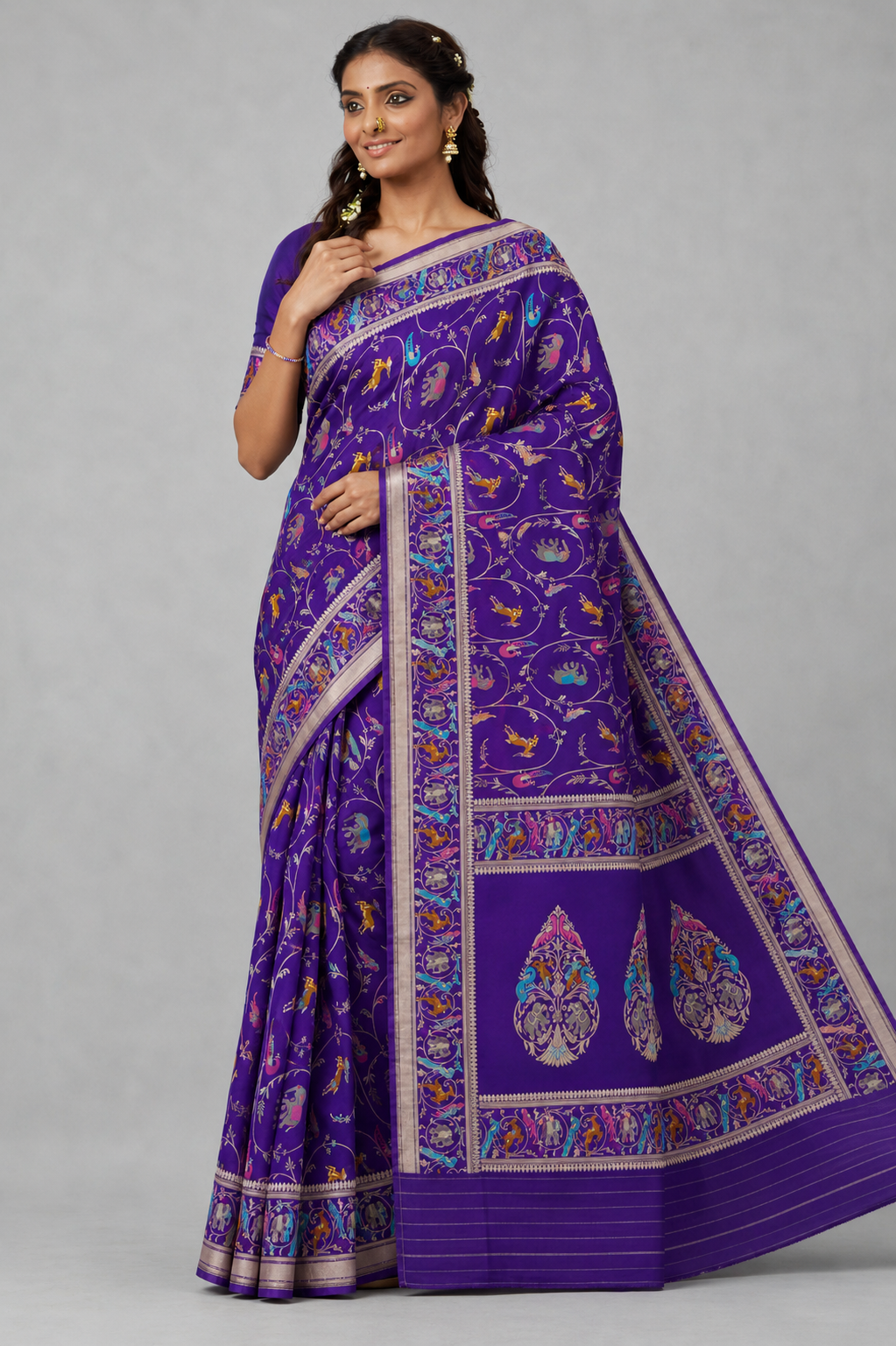 Tathastu Royal Purple Peacock Printed Saree