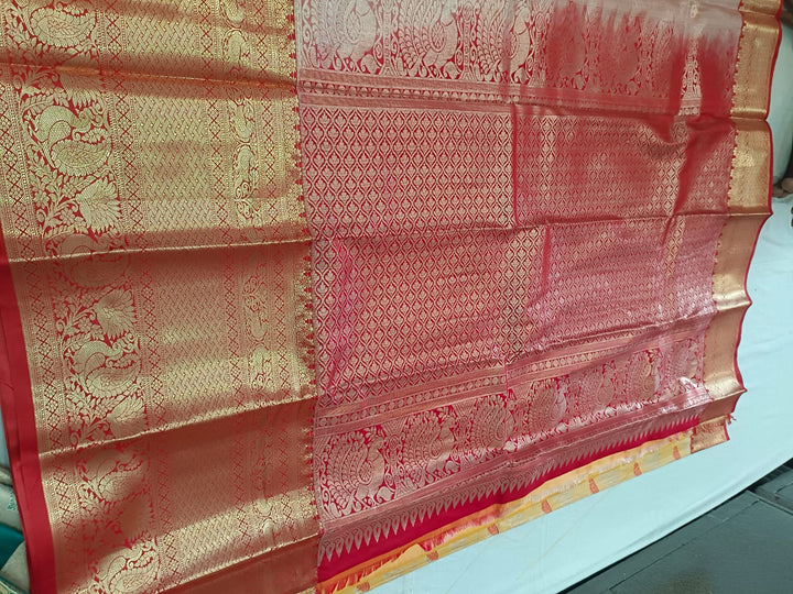 Tathastu Cream &amp; Red Zari Woven Saree