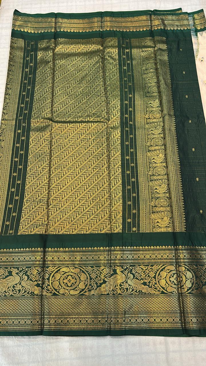 Ivory White &amp; Deep Green Silk Saree