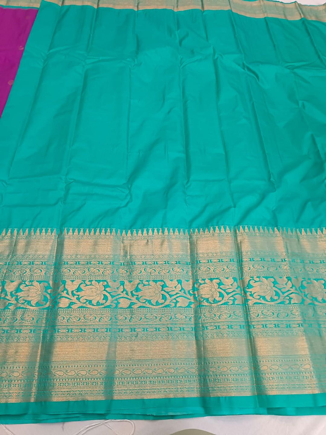Tathastu Magenta Purple &amp; Teal Zari Saree
