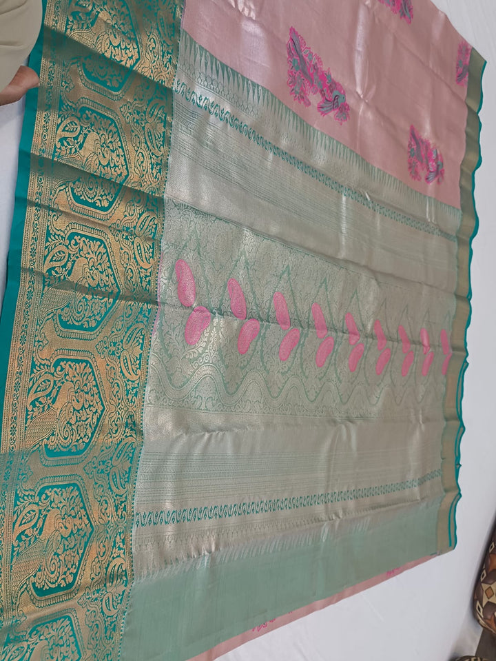 Tathastu Blush Pink &amp; Teal Floral Zari Saree