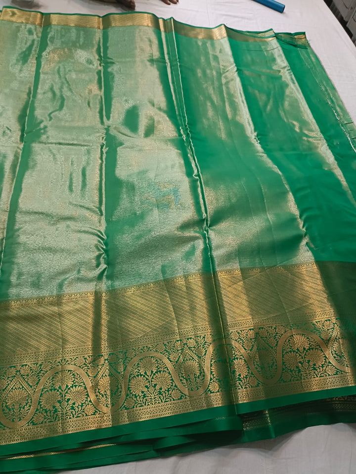 Tathastu Mustard Yellow &amp; Green Traditional Woven Saree